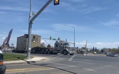 Double Oversized Load Travels Across Uintah Basin 